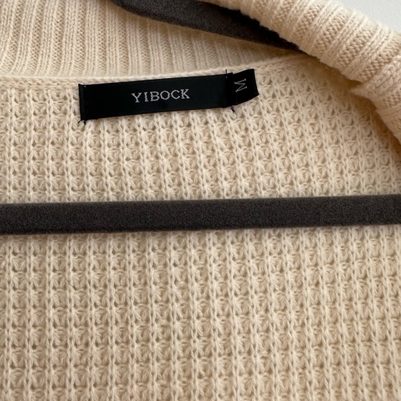 YIBOCK Cream Cardigan - Picture 4 of 5